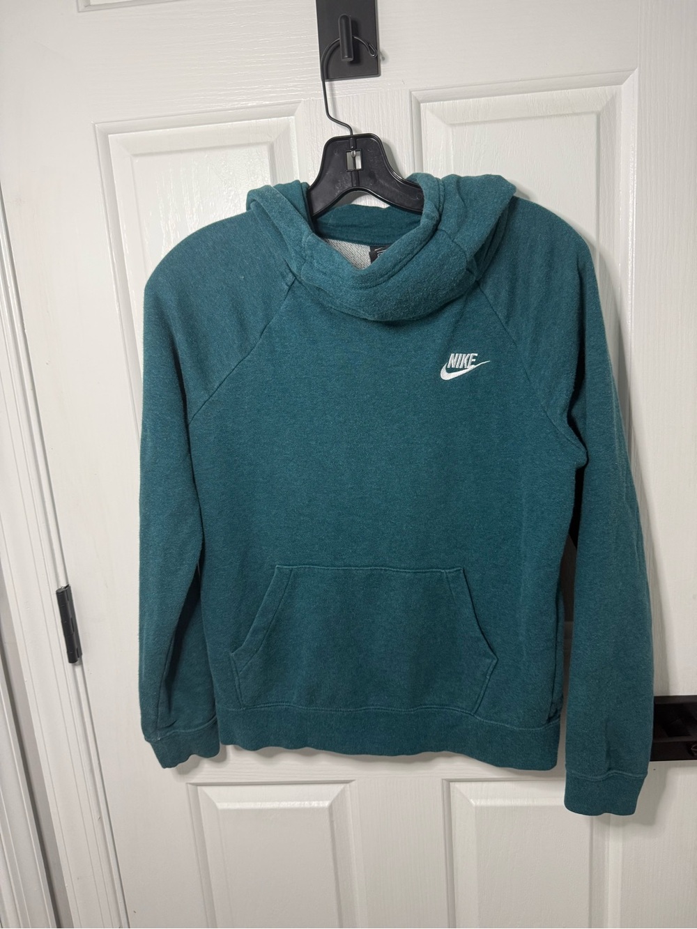 Nike Teal Women's Pullover Hoodie with Front Pocket